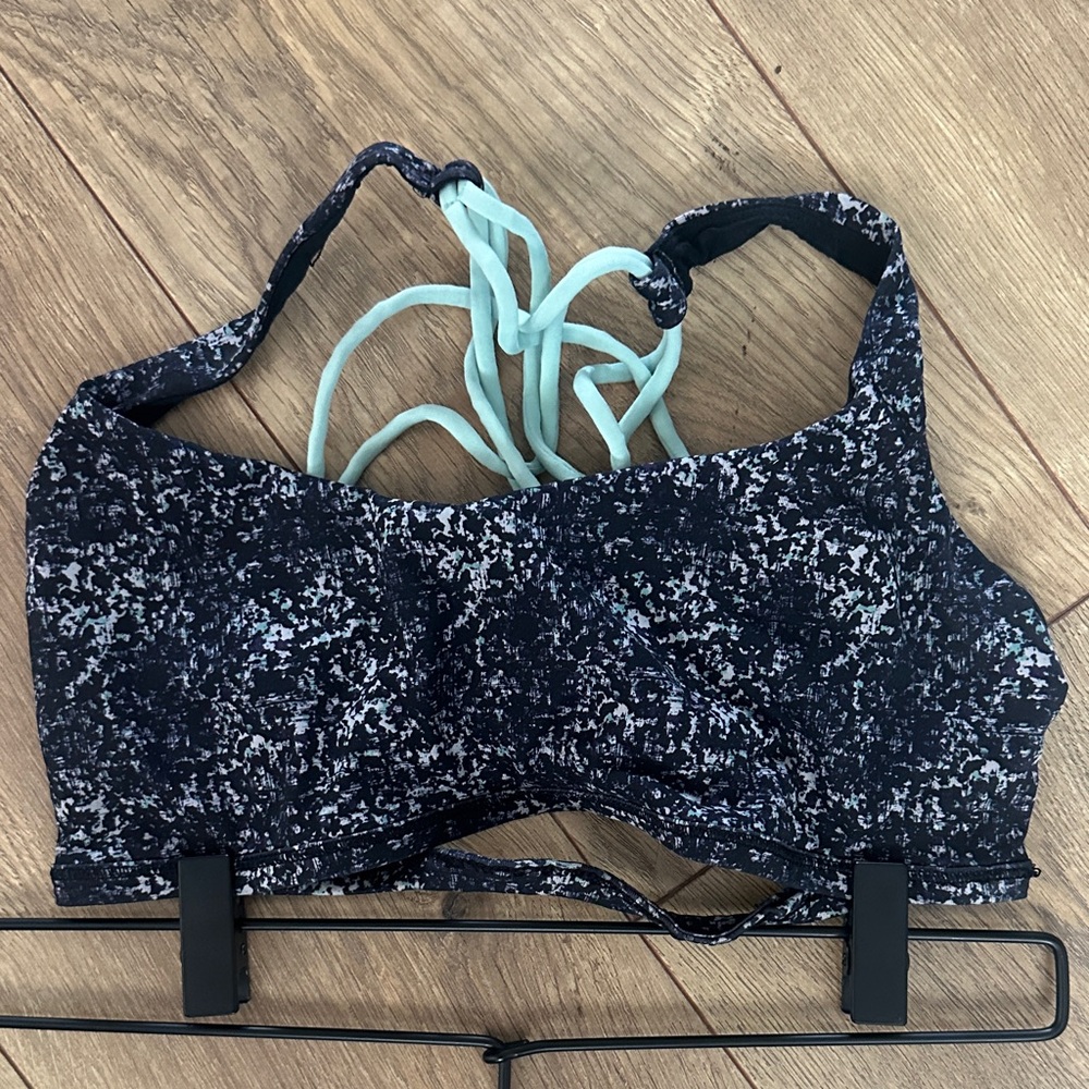 Lululemon Black Speckled Sports Bra with Mint Strappy Back